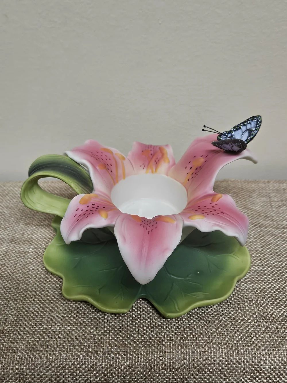 PartyLite Stargazer Lily Tealight Holder - New In Box Only Opened To Take Photos
